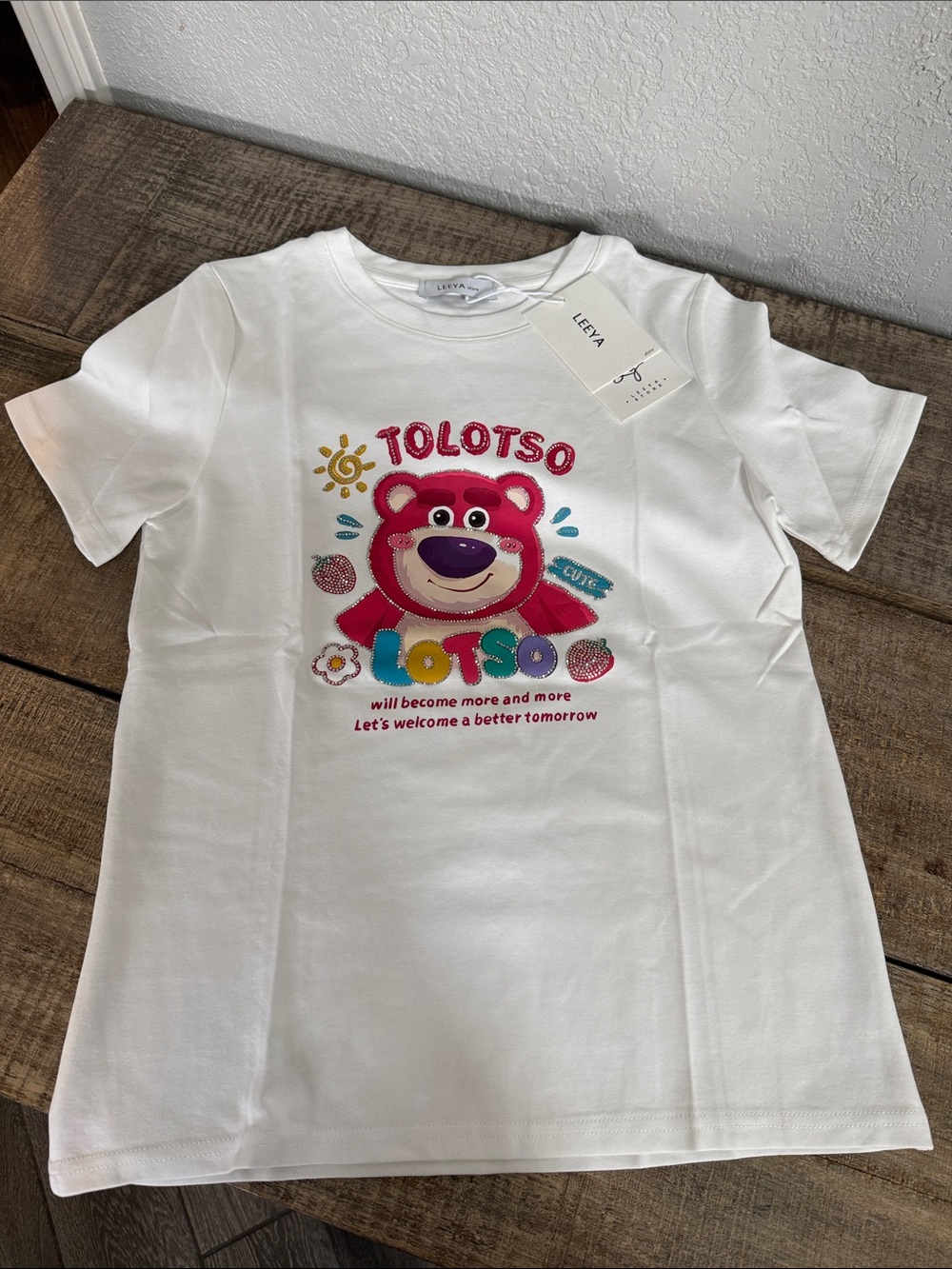 Women’s White Tolotso Bear Graphic Tee